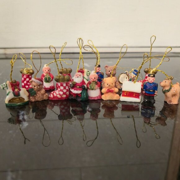 Mini Vintage Christmas Ornaments & Tree Skirt Set 1980s Holiday Miniatures  Sant - Picture 3 of 12